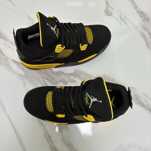Air Jordan 4 "Yellow Thunder"
-Men's Sneakers Shoes
